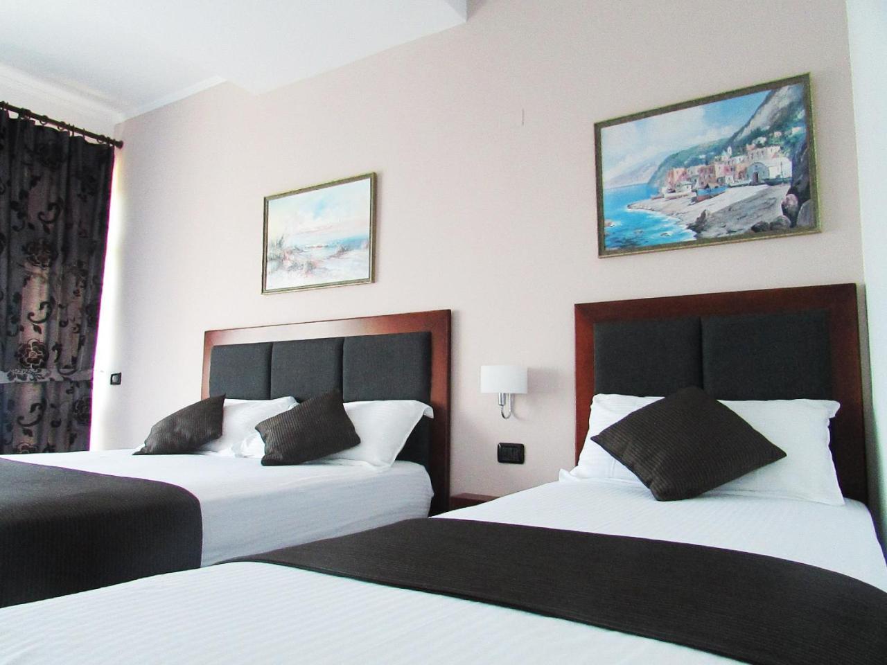 Hotel Antag Шенгін Екстер'єр фото